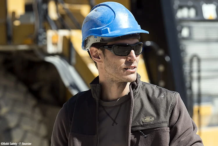 Bolle Voodoo Polarised Grey/Green Safety Sunglasses - Image 2