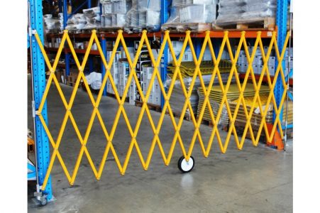 Expanding barrier 1M high x 4M wide