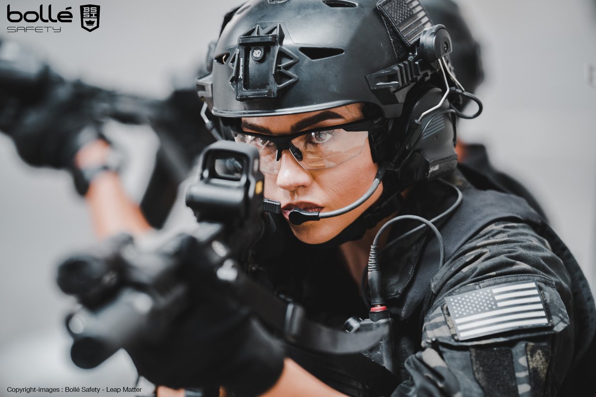 Bolle Tryon BSSI Platinium ASAF CSP Lens - Matt Black Temples - Image 4